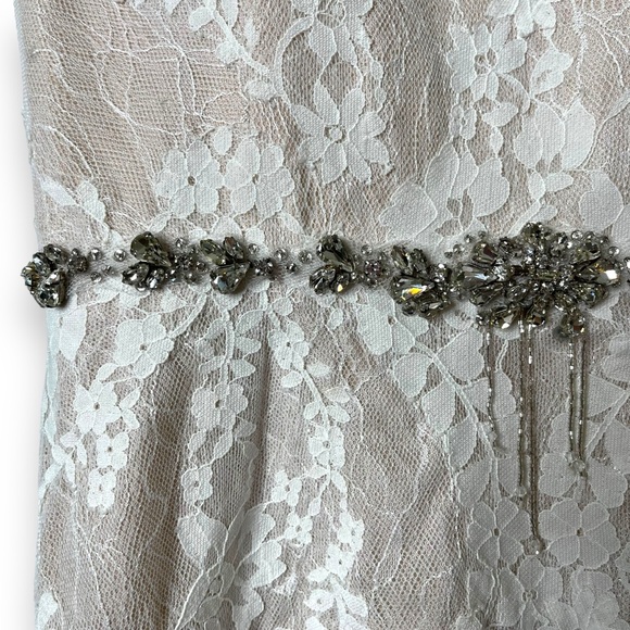 Ti Adora Champagne and Ivory Lace Bohemian Sweetheart A-Line Wedding Gown 12 - Picture 11 of 14